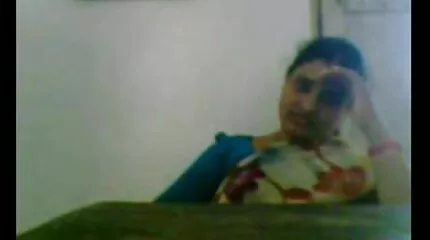 Stepmom nympho ញៀនមិនល្អជល់ហ៊ាន stepson របស់